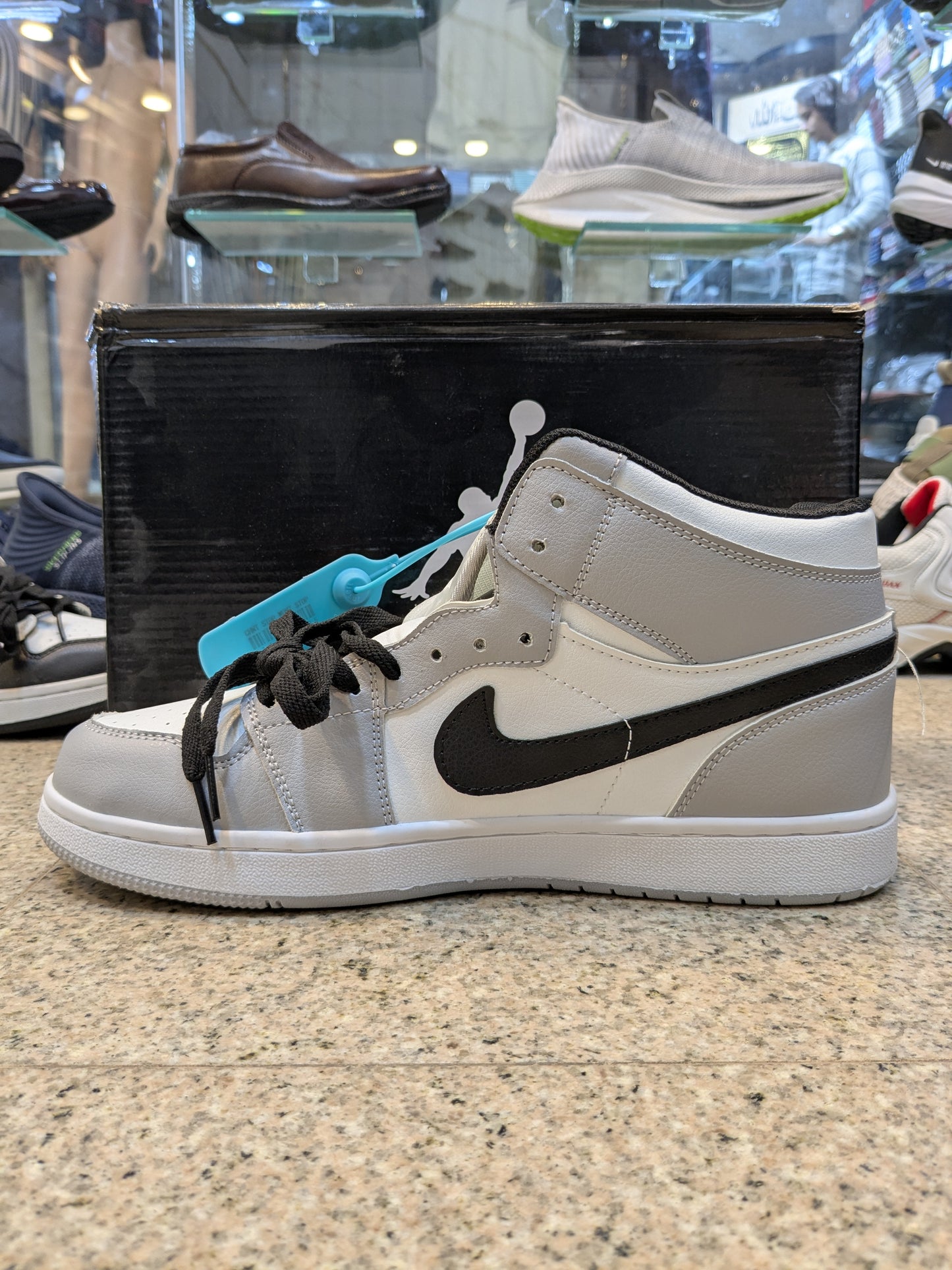 Nike Air Jordan High