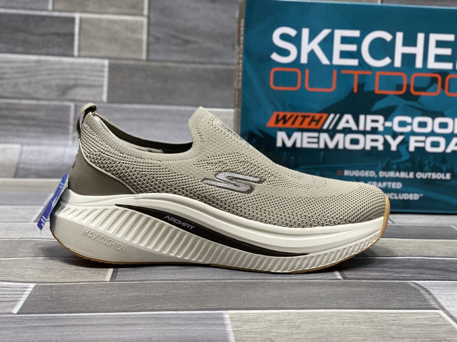 Skechers Arch Fit
