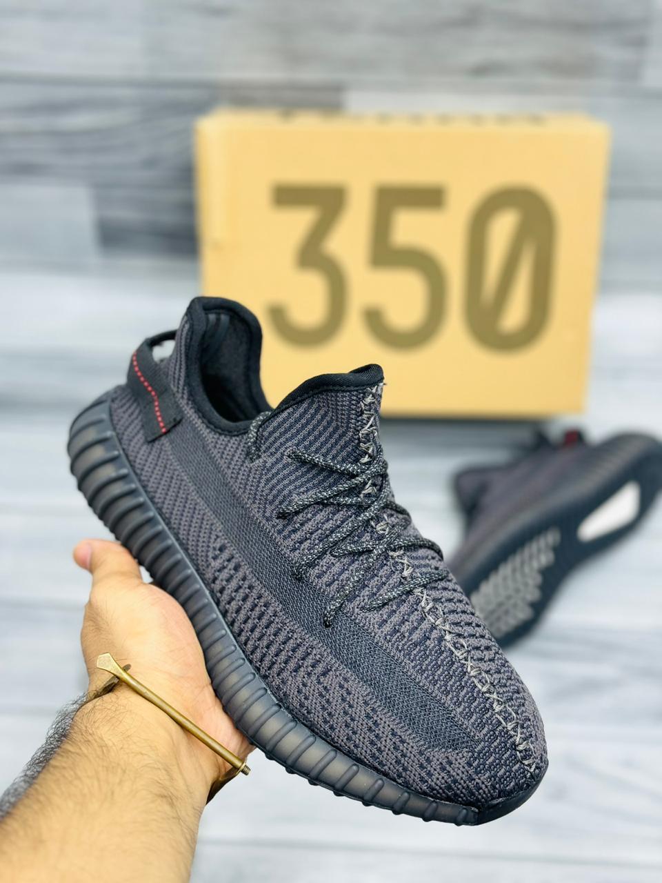 Step Dreamz Edition - Adidas Yeezy 350 v2