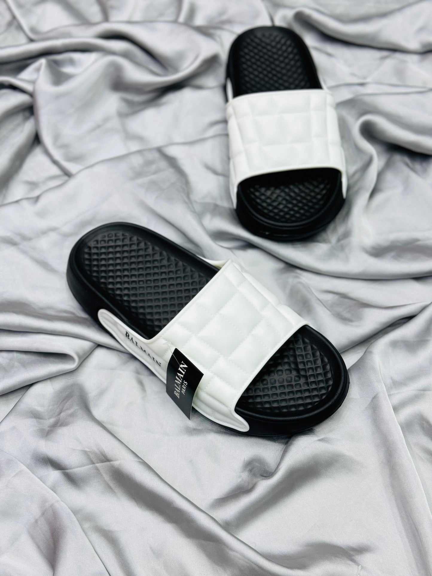 Step dreamz Edition -Balmain slides 3.0