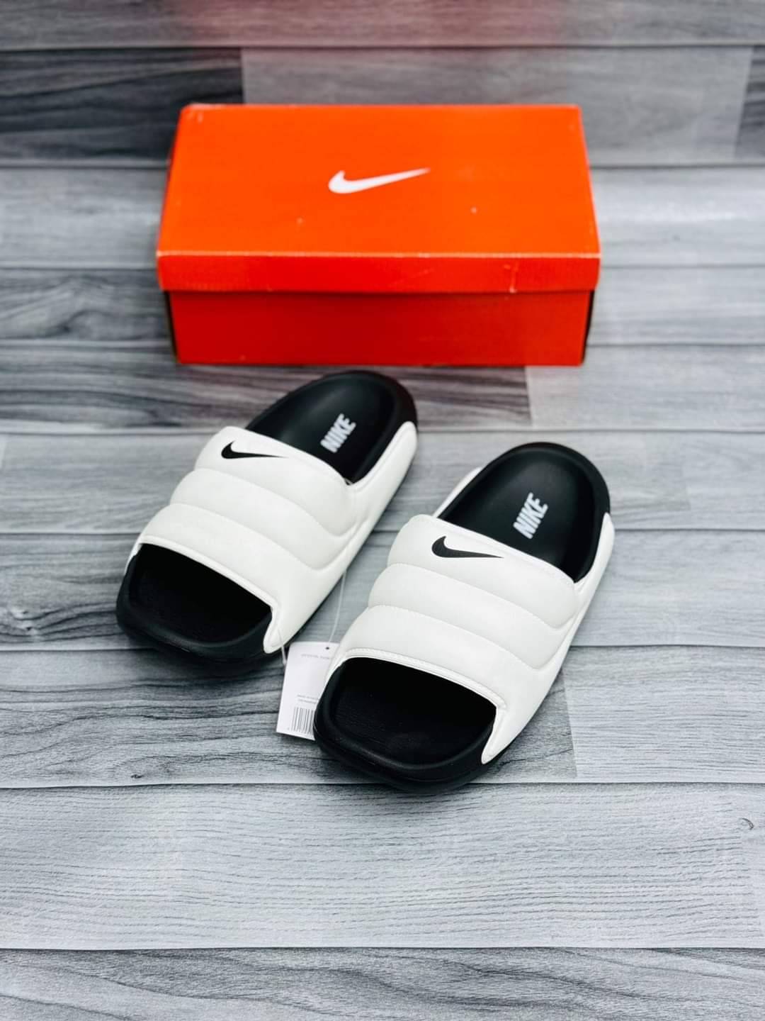 Step Dreamz Edition Nike Slides