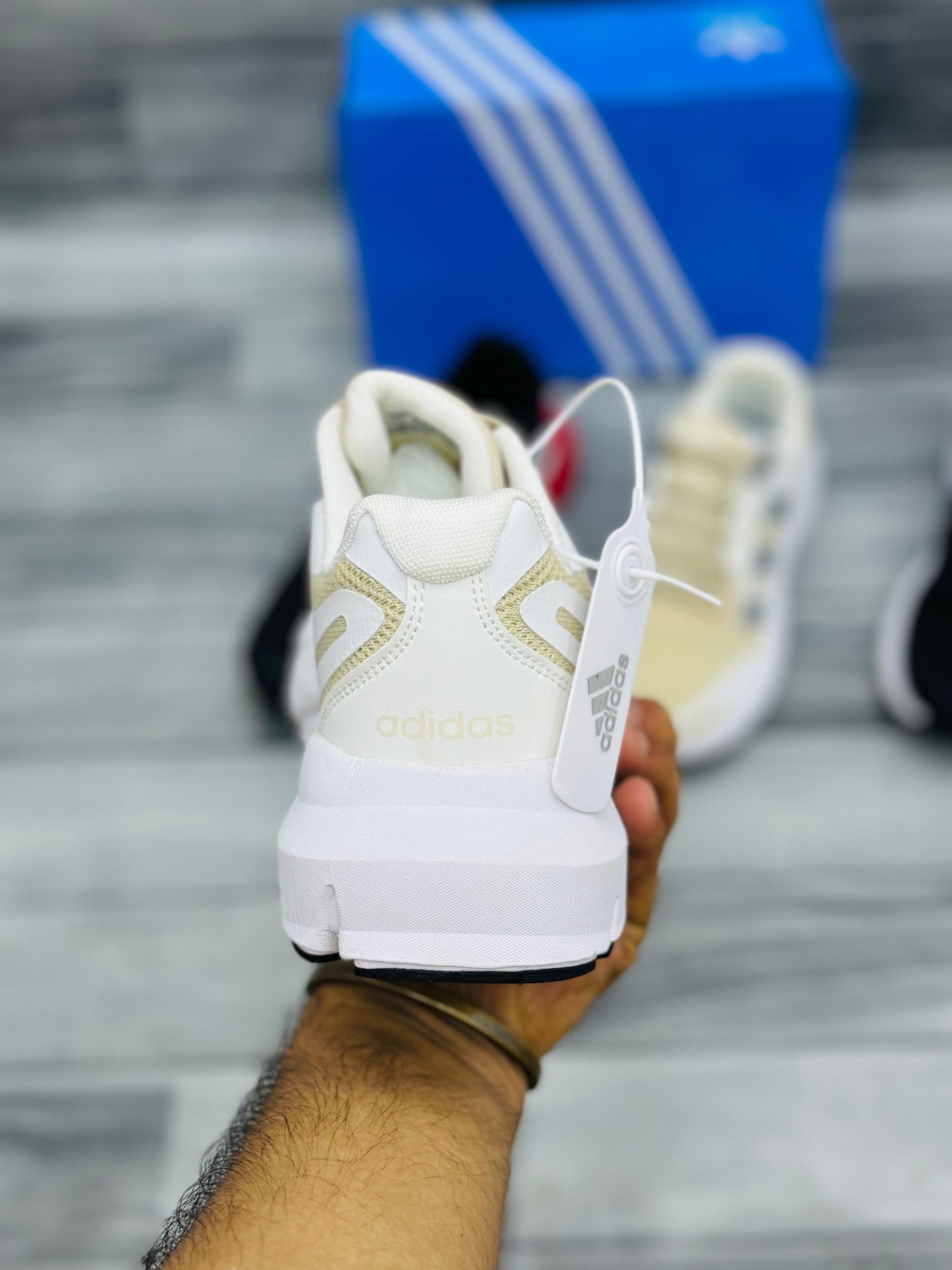 Step Dreamz Edition - Adidas Adistar