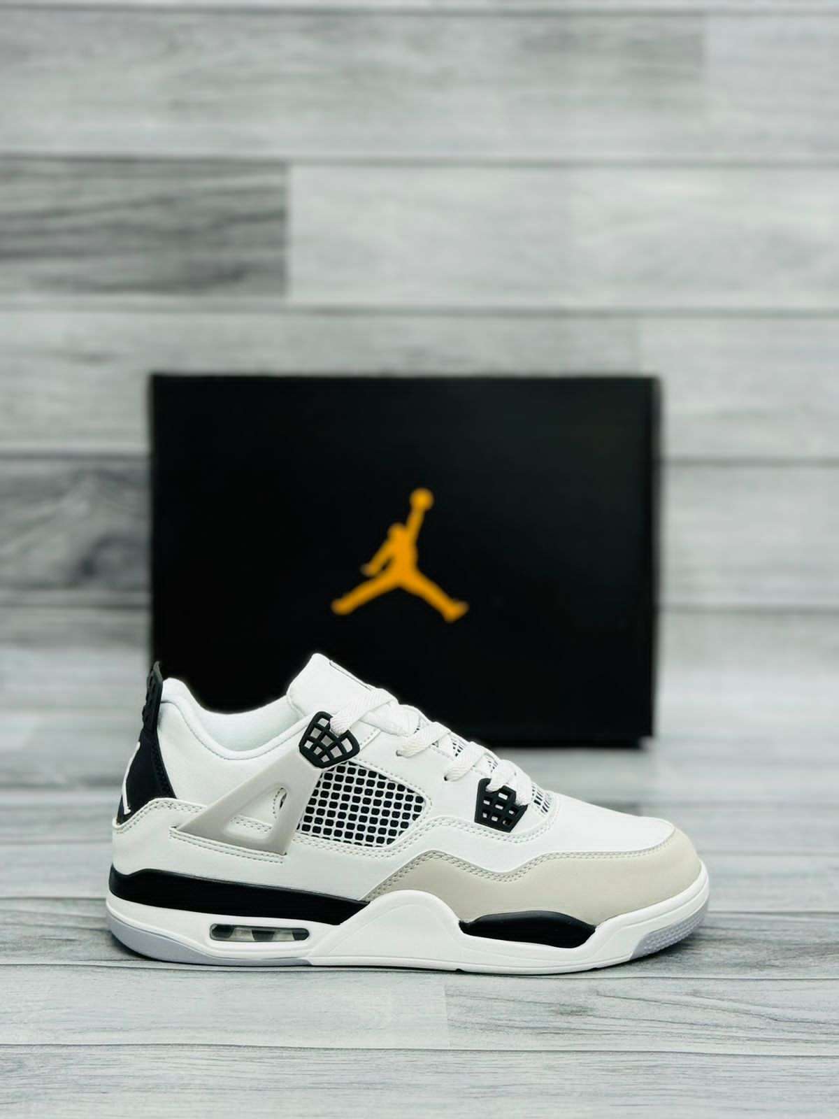 Step Dreamz Edition - Jordan 4