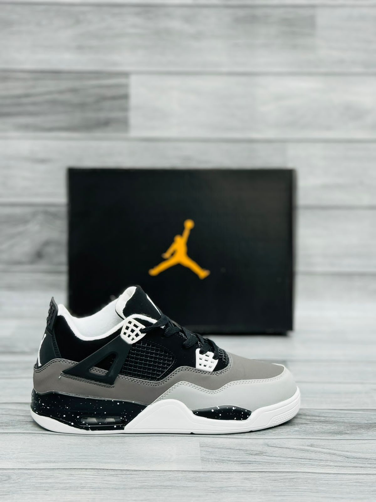 Step Dreamz Edition - Jordan 4