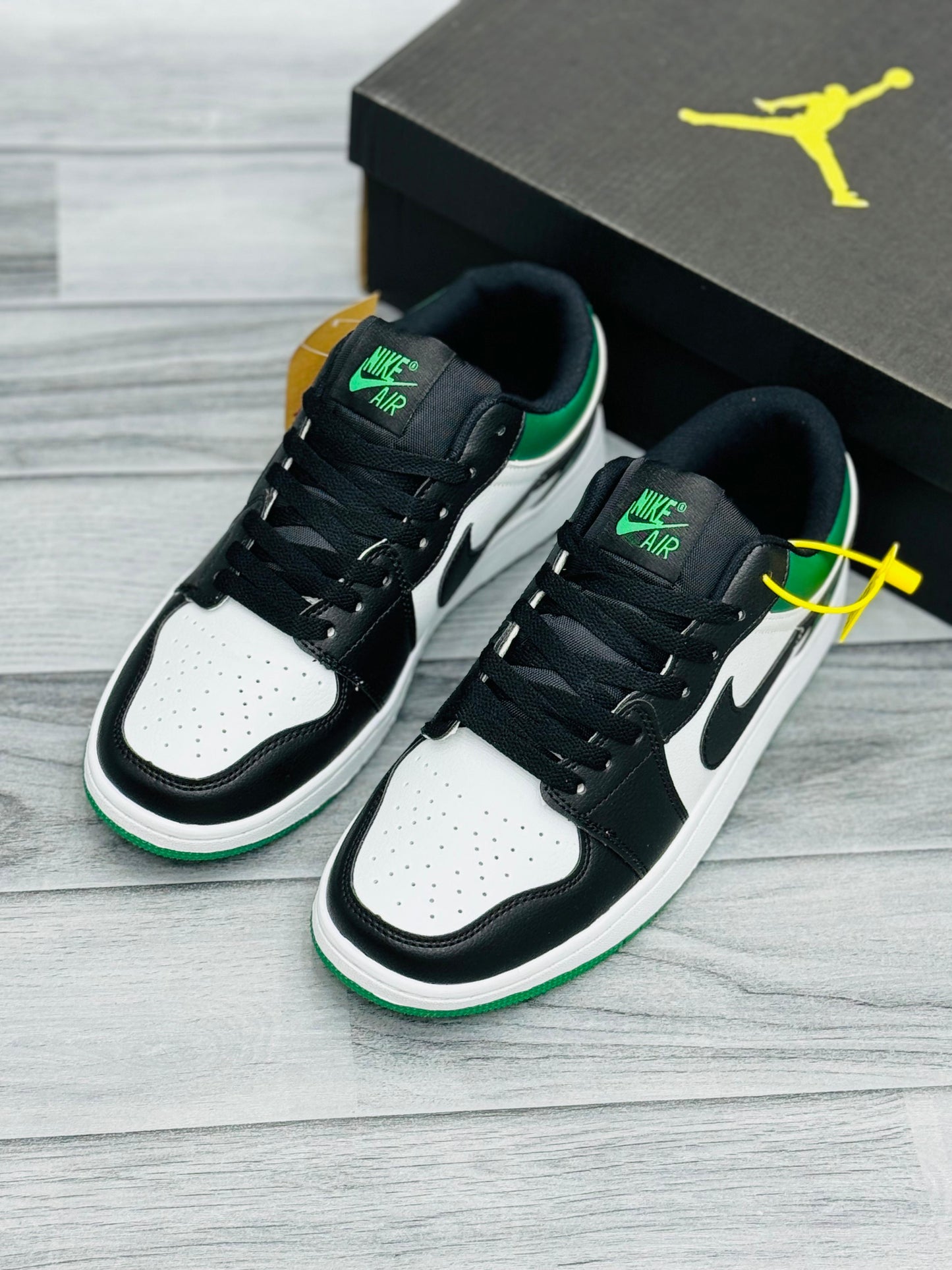 Step Dreamz Edition - Nike Air Jordan 1 Low