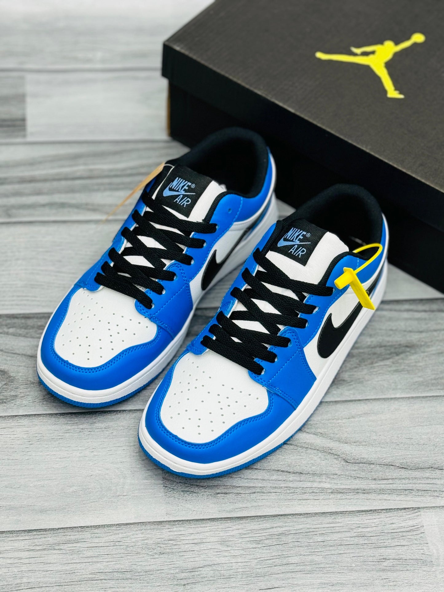 Step Dreamz Edition - Nike Air Jordan 1 Low