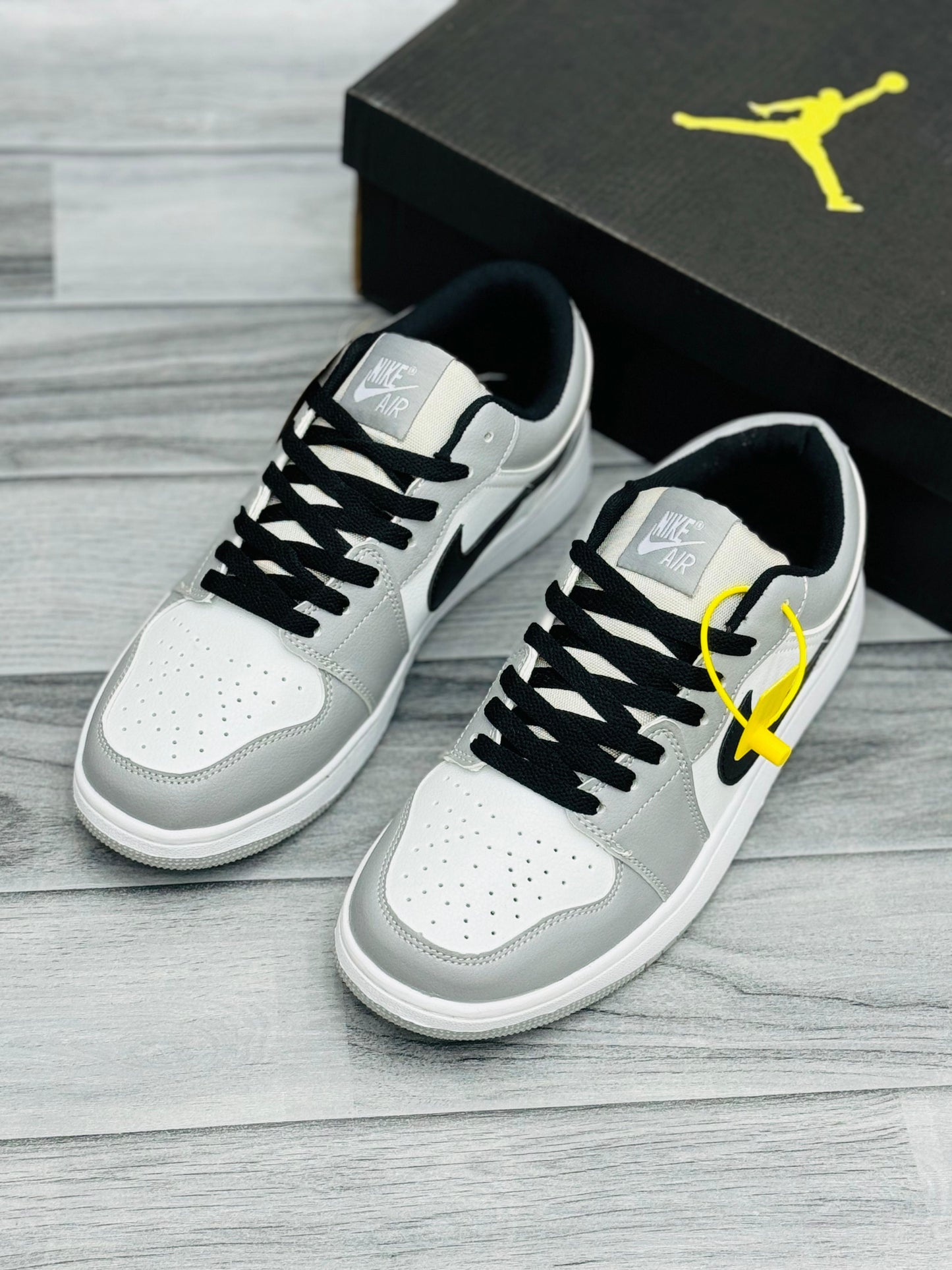 Step Dreamz Edition - Nike Air Jordan 1 Low