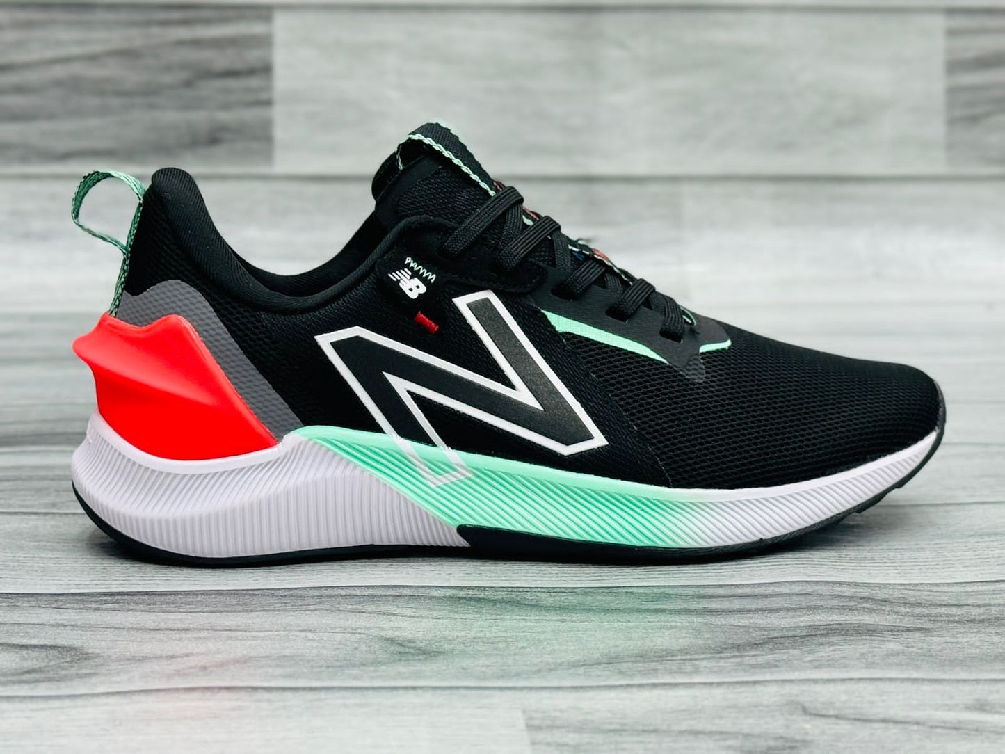 Step Dreamz Edition - New Balance FuelCell