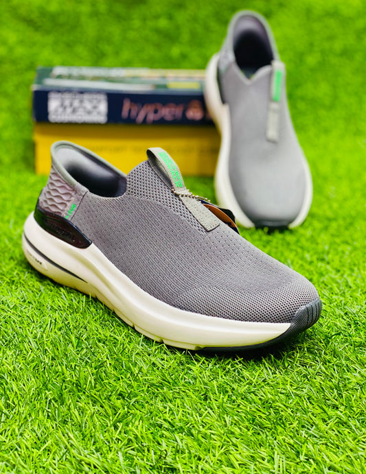 Step Dreamz Edition - Skechers HyperBurst