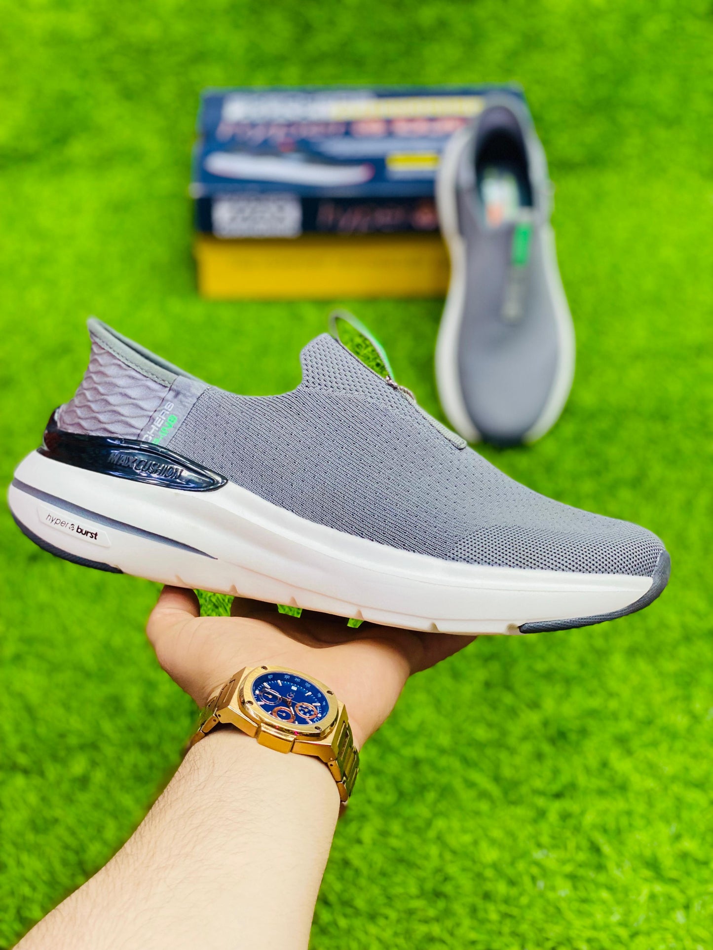 Step Dreamz Edition - Skechers HyperBurst