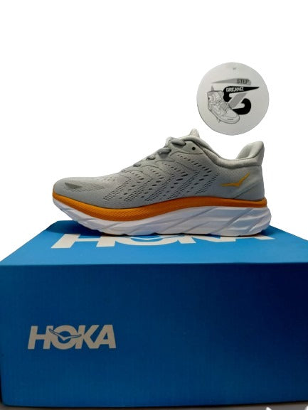 Step Dreamz Edition - Hoka Clifton 8