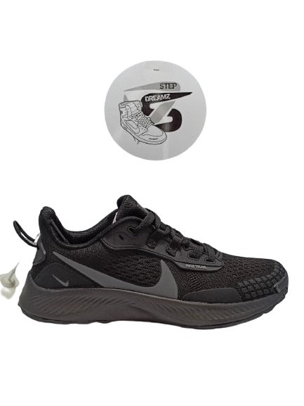 Step Dreamz Edition - Nike Trail