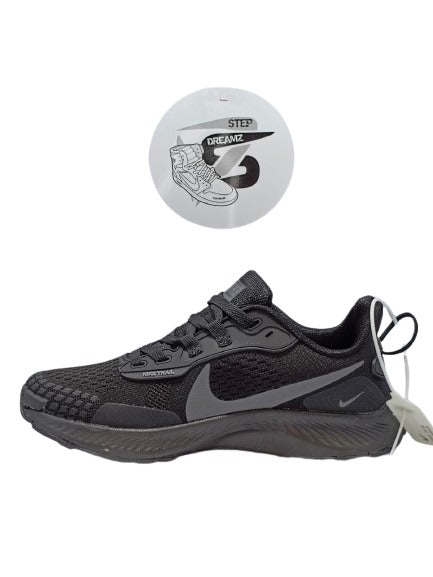 Step Dreamz Edition - Nike Trail