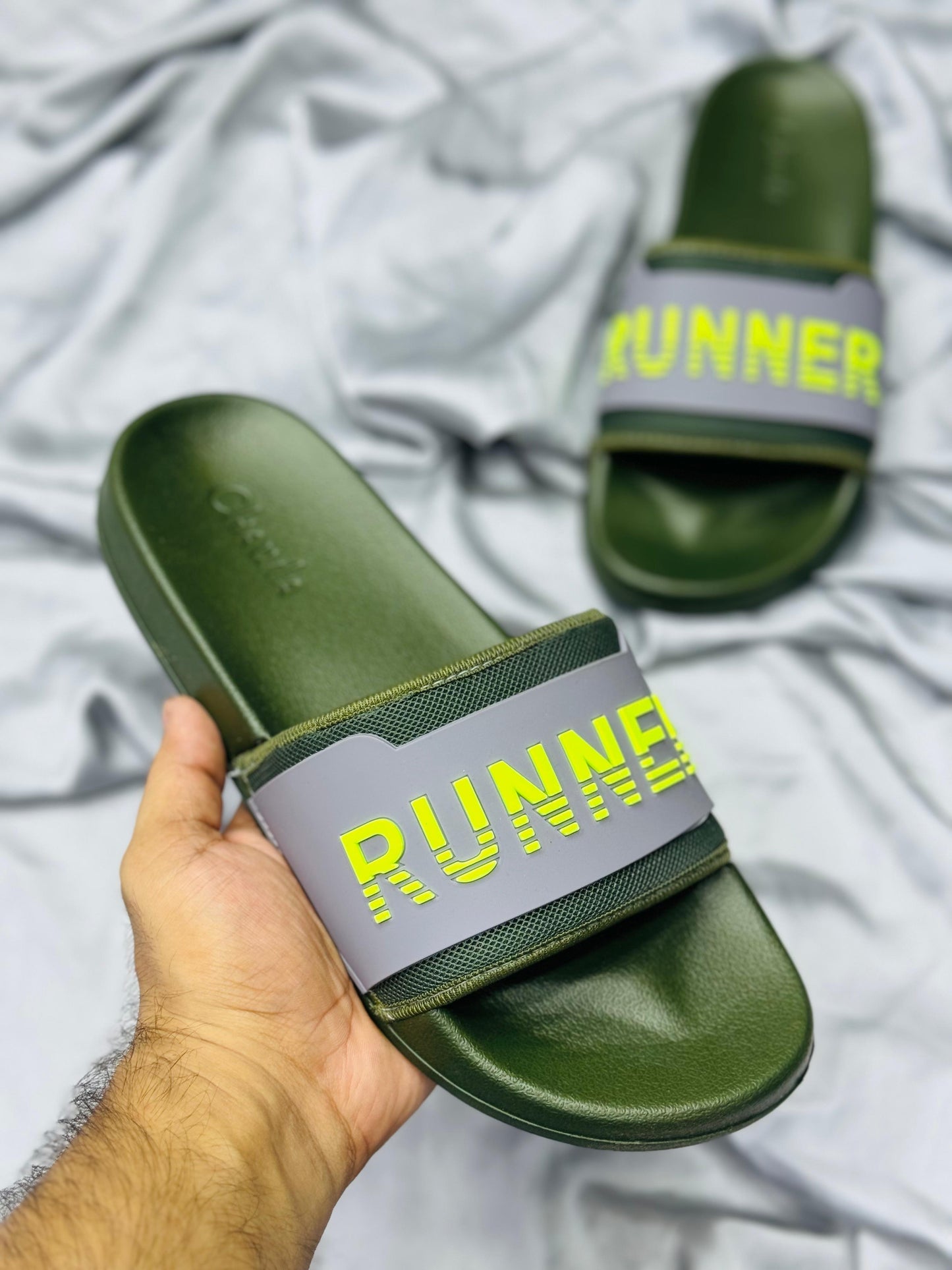 Step Dreamz Edition - Runner Slides