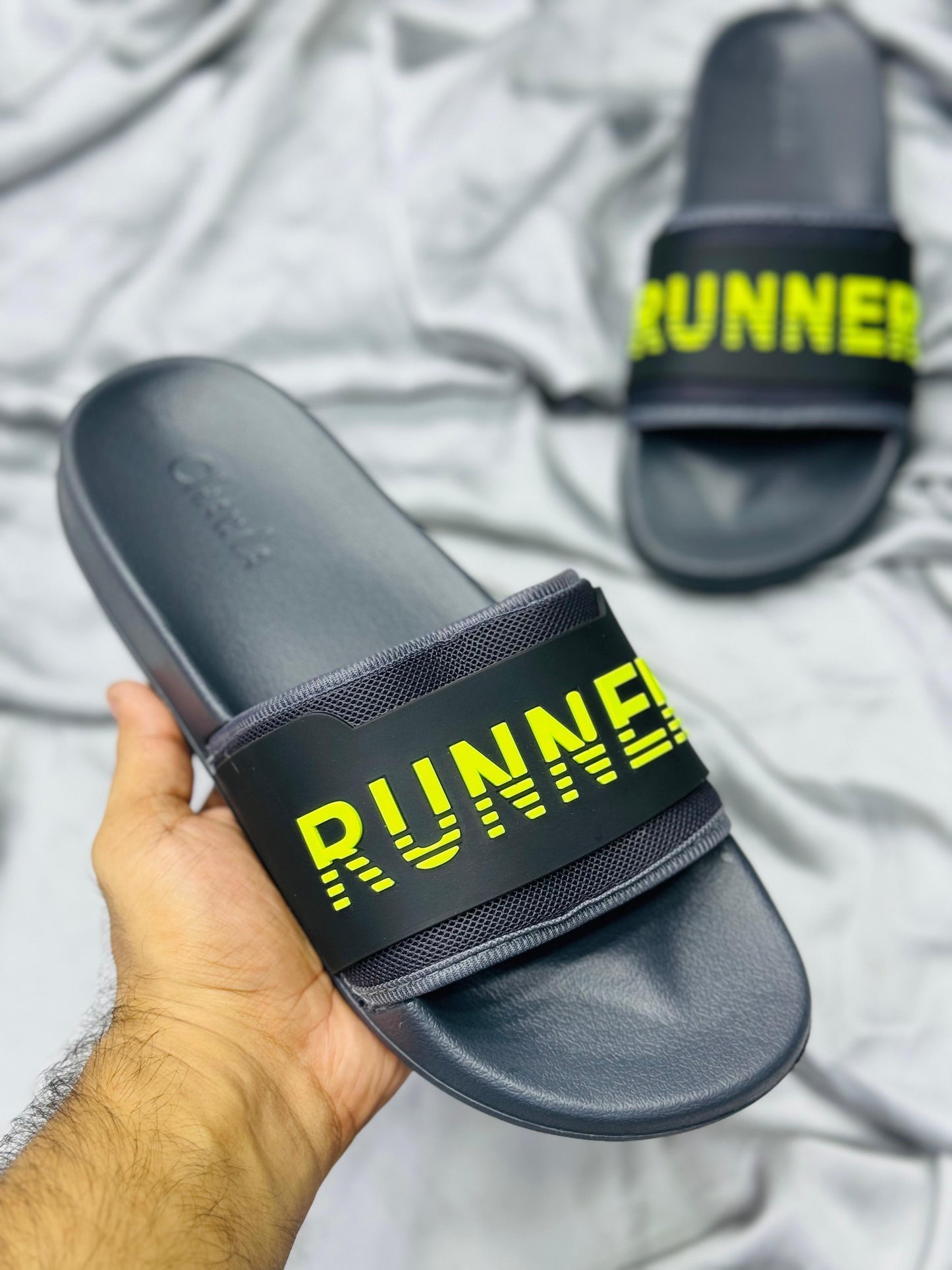 Step Dreamz Edition - Runner Slides