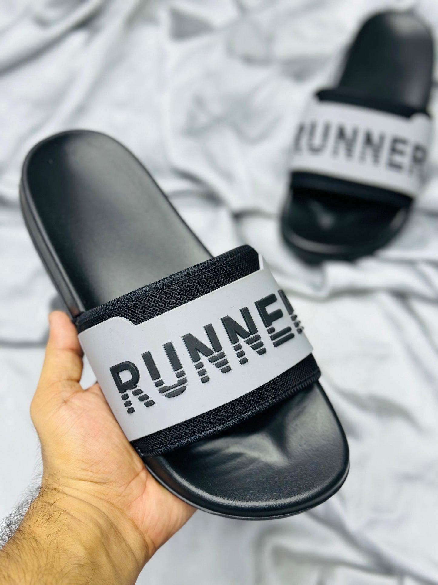 Step Dreamz Edition - Runner Slides