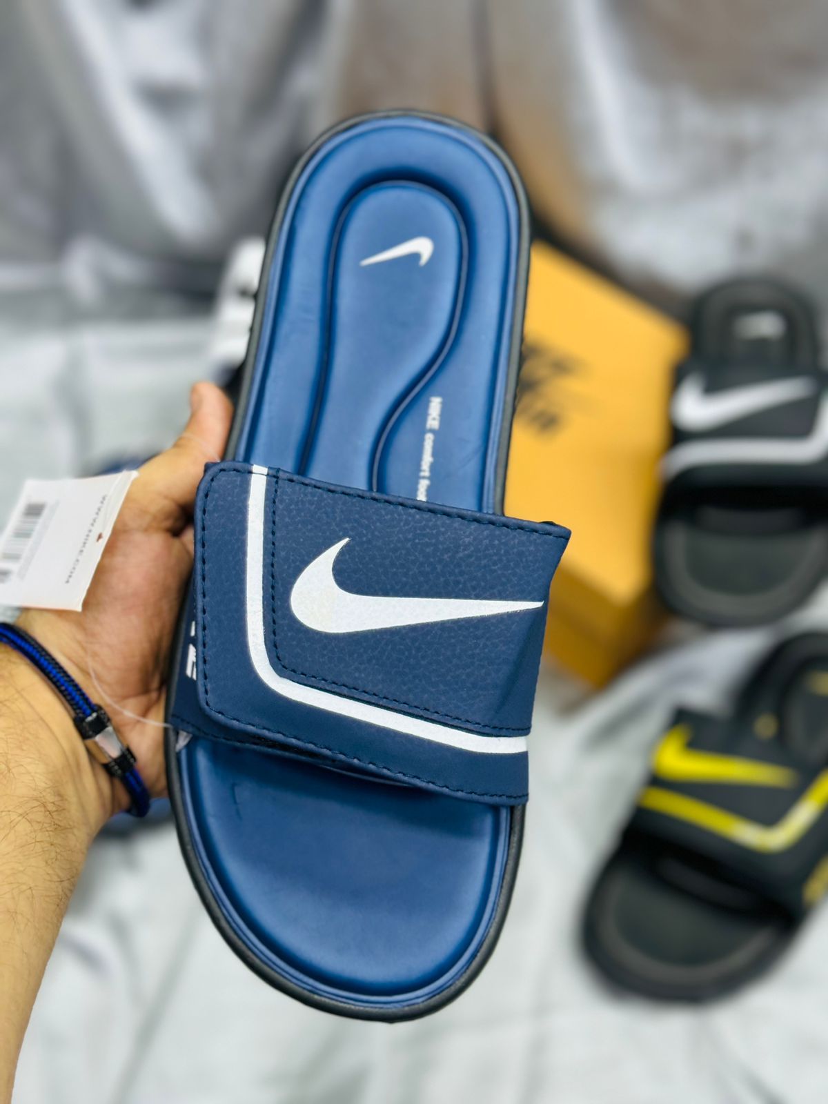 Nike padded slides hotsell