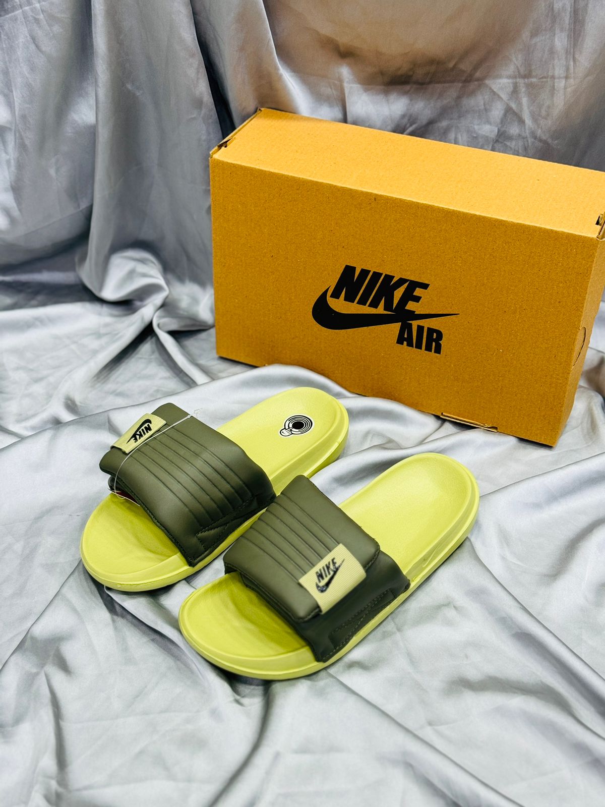 Step Dreamz Edition - Nike Slides 3.0