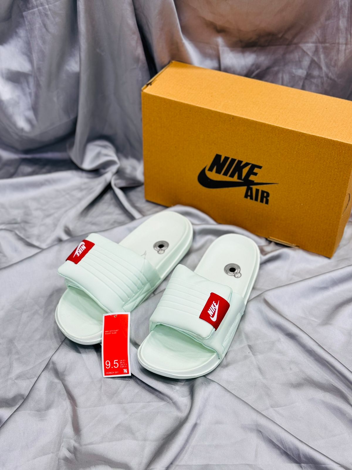 Step Dreamz Edition - Nike Slides 3.0