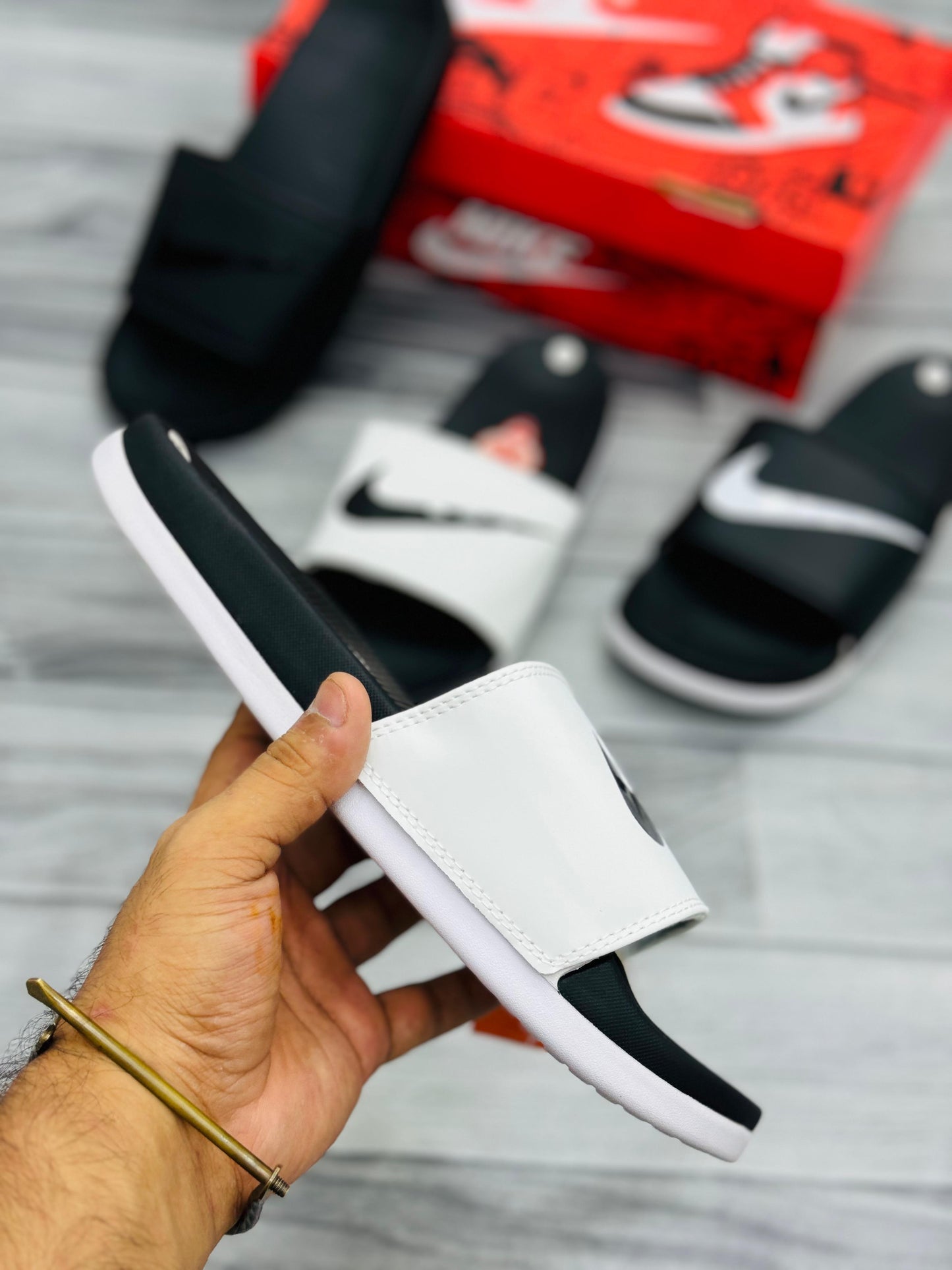 Step Dreamz Edition - Nike Slides 7.0