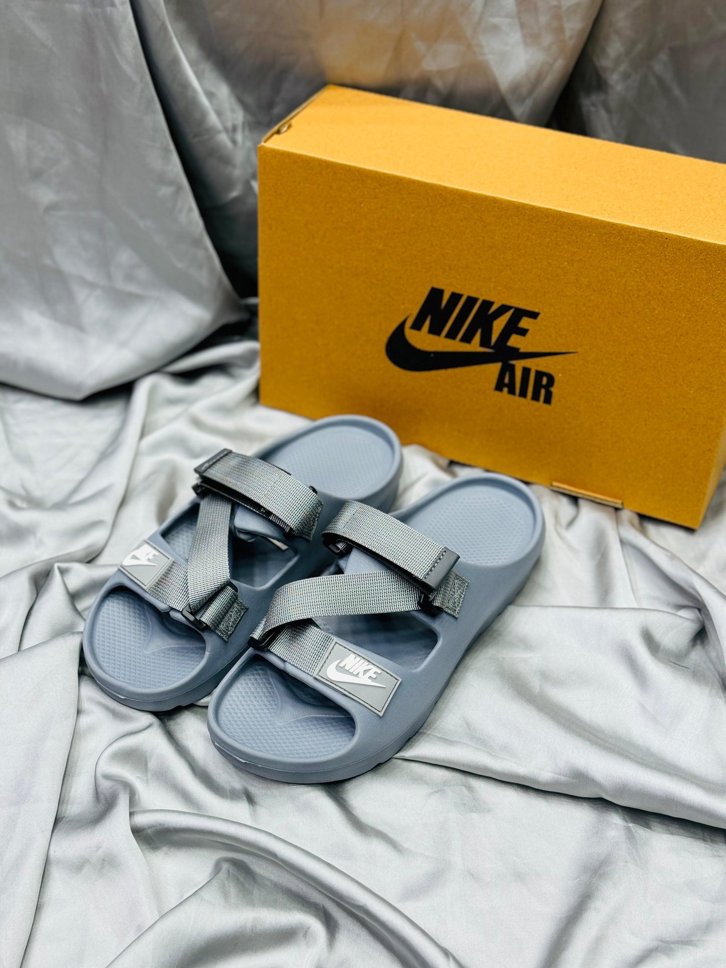 Step Dreamz Edition - Nike Slides 5.0