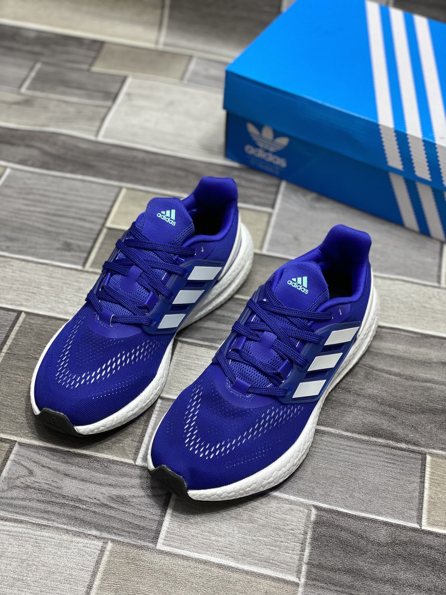 Step Dreamz Edition - Adidas Boost