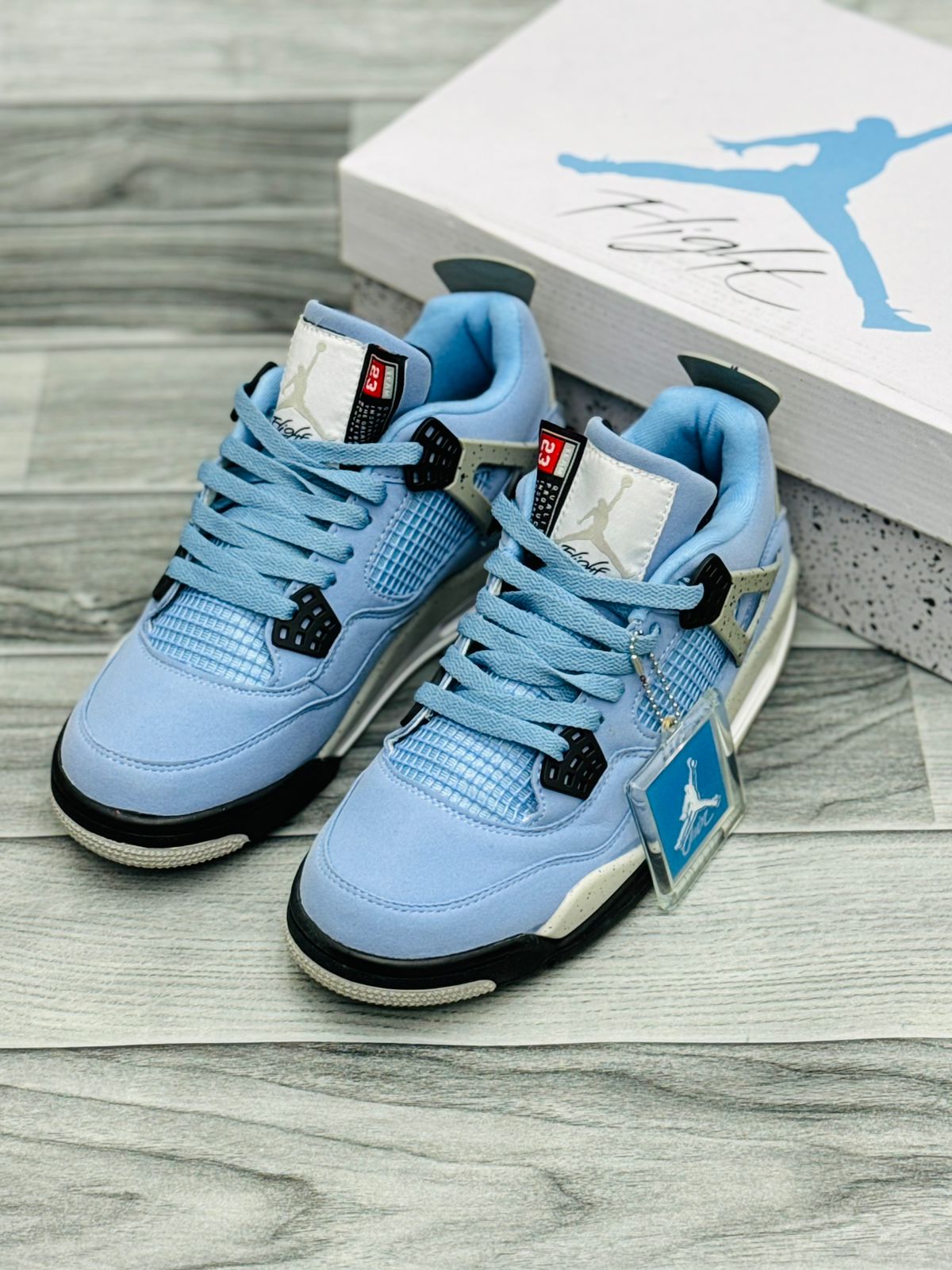 Step Dreamz Edition - Premium Jordan 4