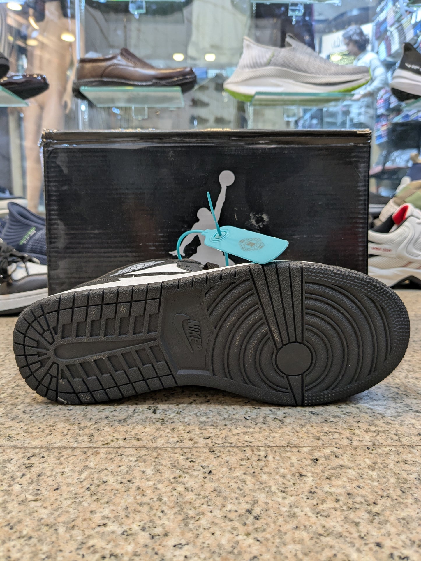 Nike Air Jordan High