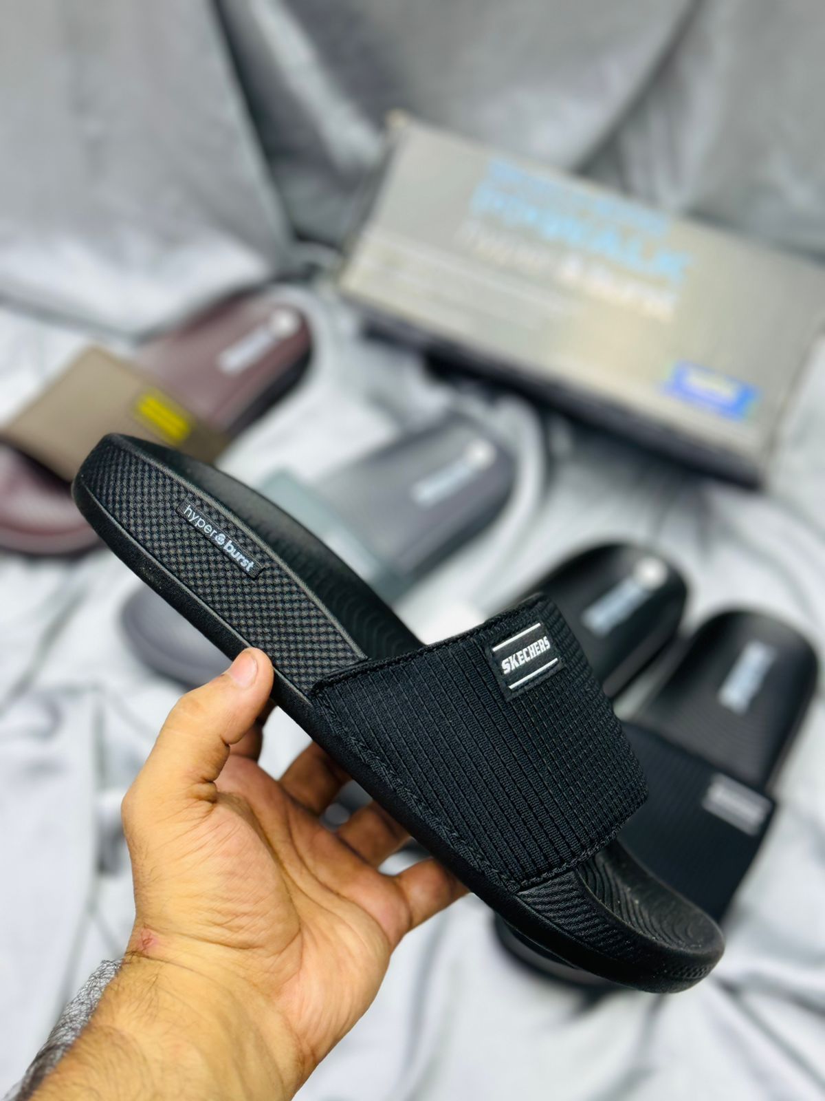 Step Dreamz Edition - Skechers Slides 6.0