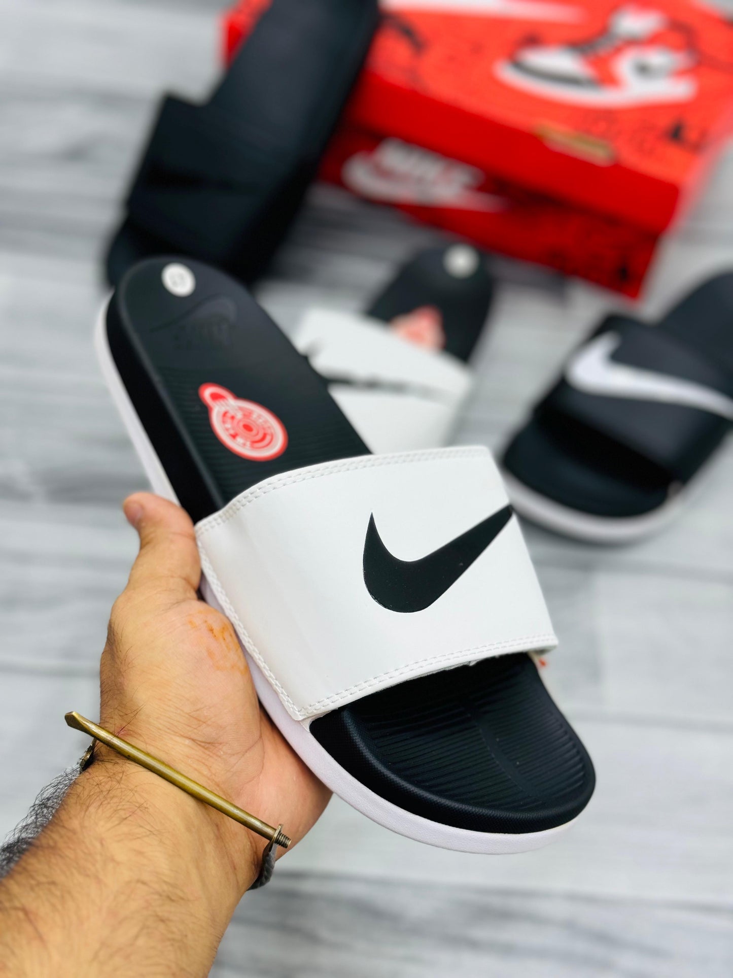 Step Dreamz Edition - Nike Slides 7.0