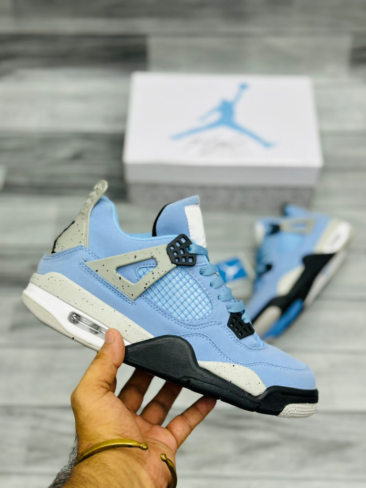 Step Dreamz Edition - Premium Jordan 4