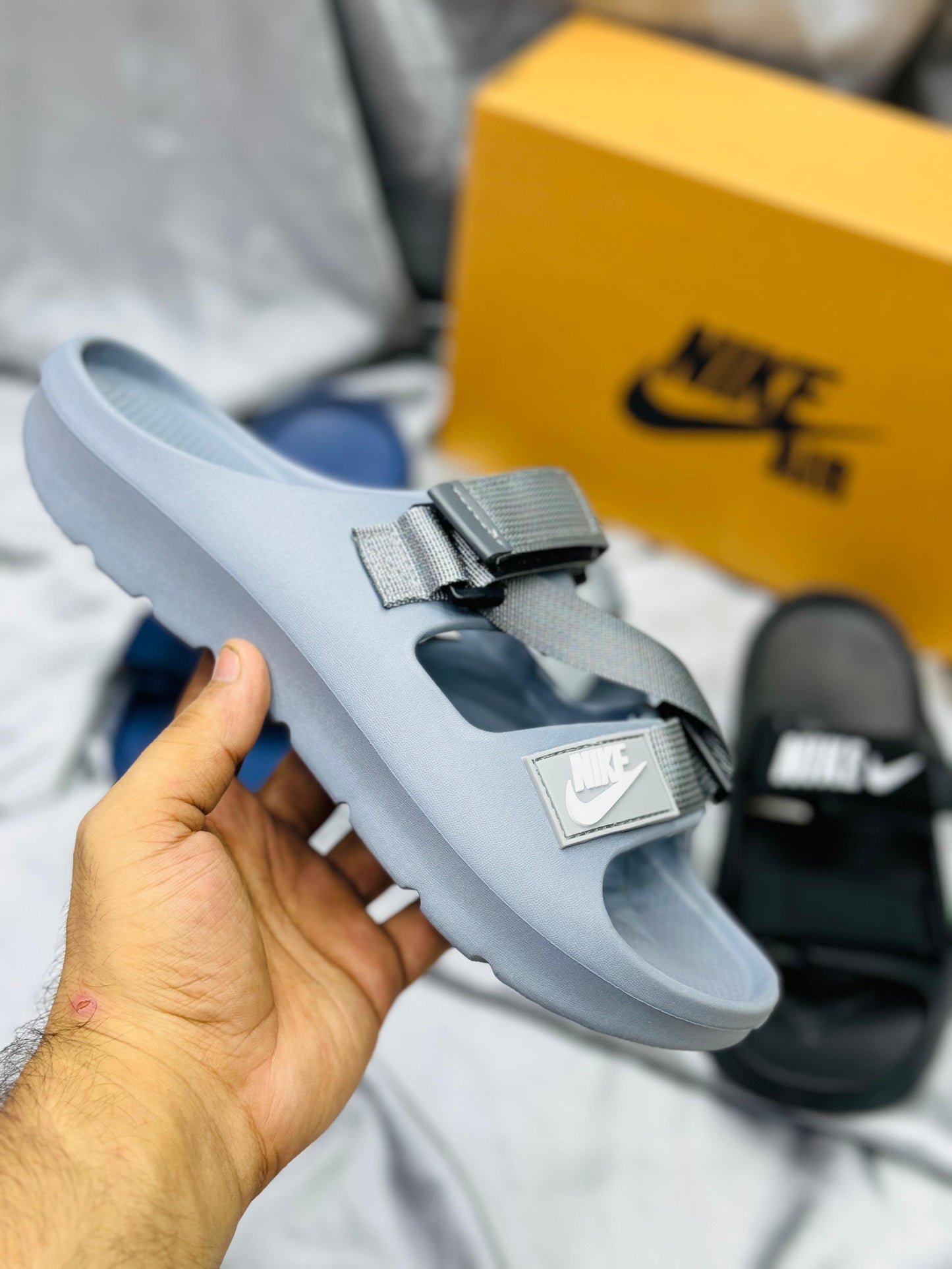 Step Dreamz Edition - Nike Slides 5.0